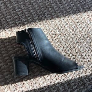 Steve Madden open toed booties